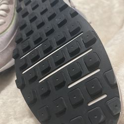 EST. 1972 NSW// WFFL 1 Light Purple Nike shoes  (size 9)