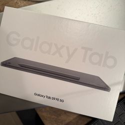 Like new Samsung Tablet with accessories