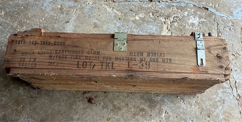 Military Wooden Ammo for Cannon with Explosive Projectiles Crate