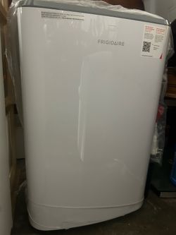Frigidaire Portable Air Conditioner – Like New