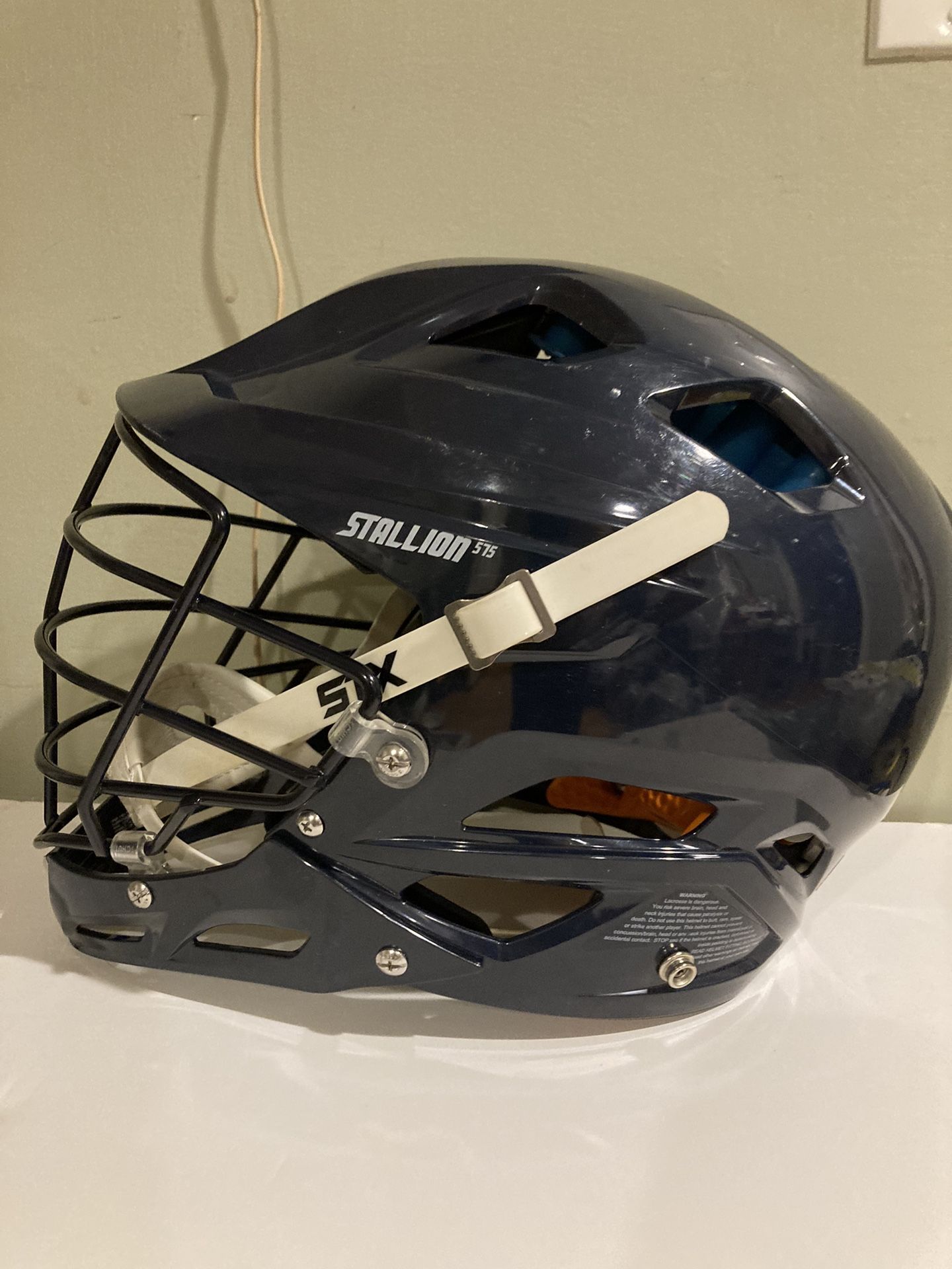 SCHUTT “Stallion” Lacrosse helmet Sz Large