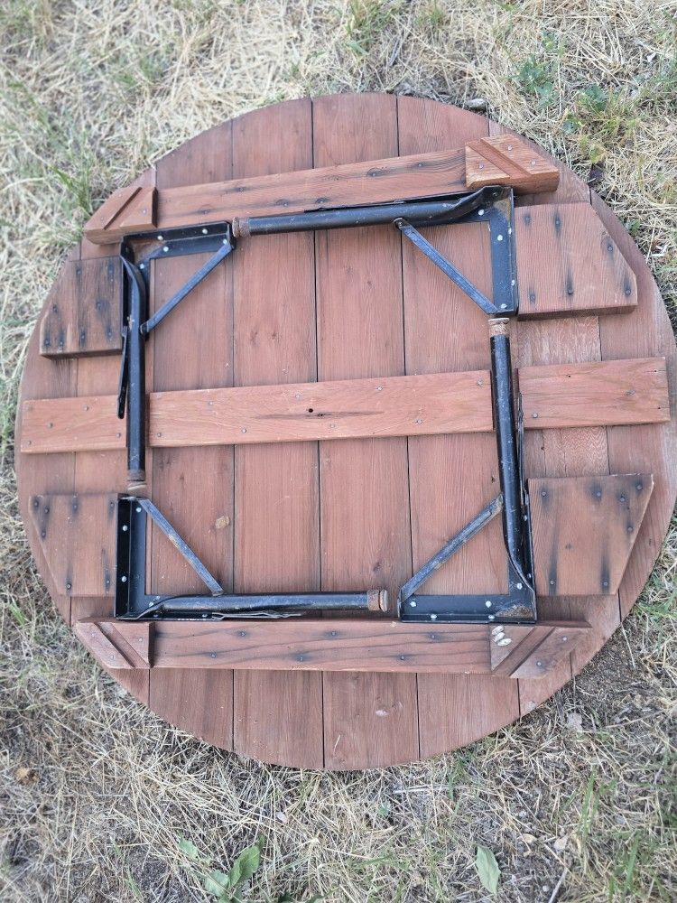 Wood Table With 4 Attached Legs