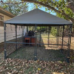 10x10 Retriever Dog Kennel with Dog House & Cover – Excellent Condition!