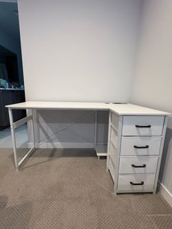 L shaped Desk