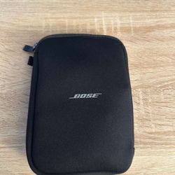 Bose Noise Cancelling Headphones – Black 