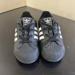 Adidas Superstar Toddler (size 10)