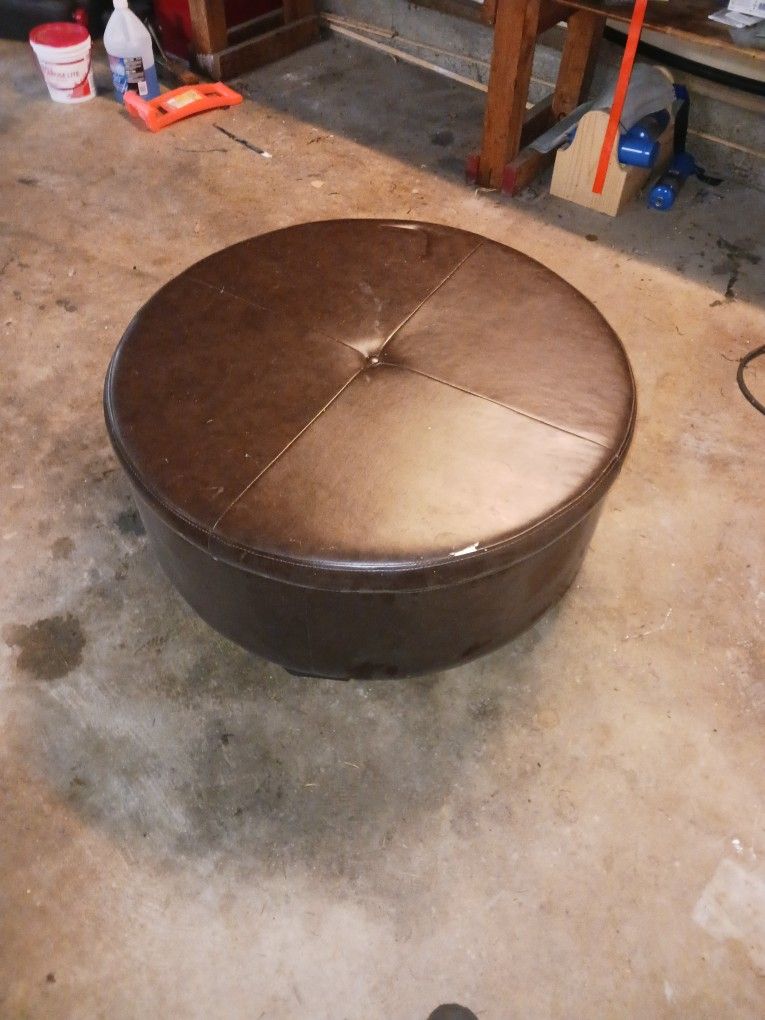 Round Ottoman Bench