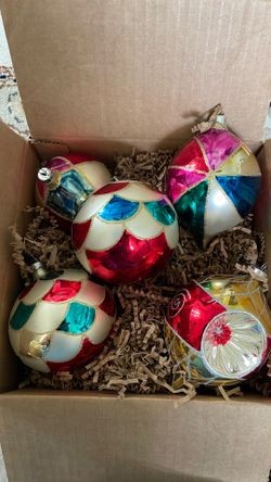 5 beautiful vintage hand painted blown glass ornaments