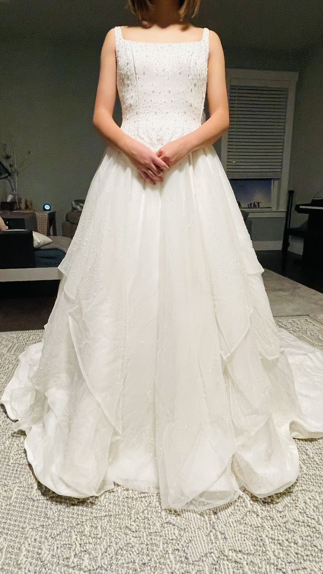Elegant Wedding Dress 