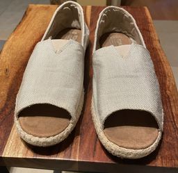 Toms Open Toe 9.5 W Color Off White