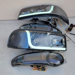 01-06 Gmc Sierra Yukon Denali LED DRL Headlights Luces Micas Calaveras Faros Faroles Focos 