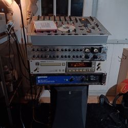 Dj Equipment 