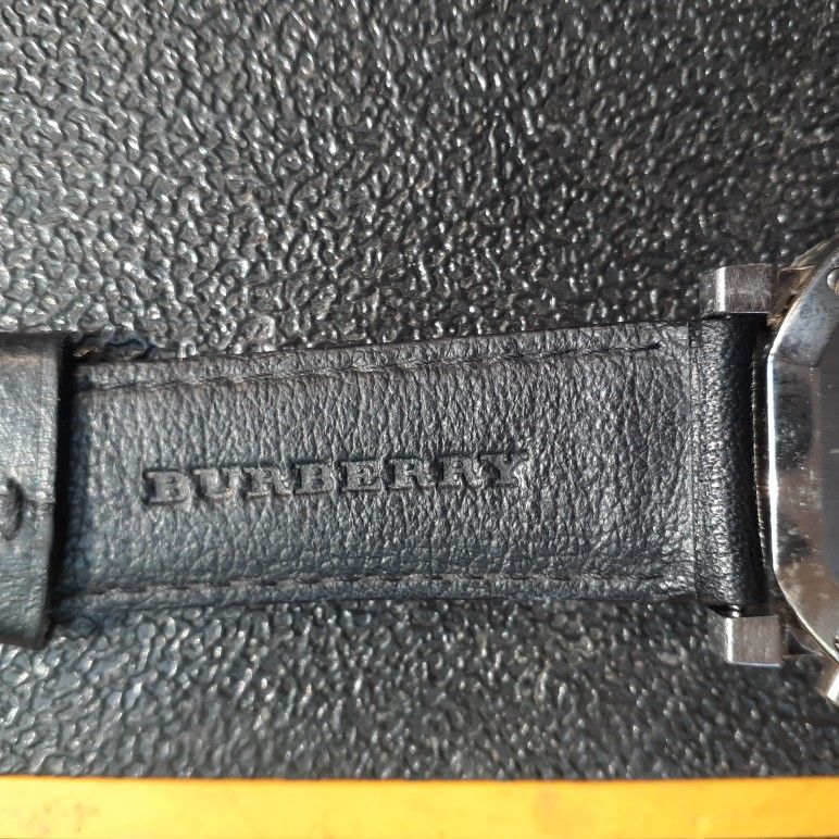 Burberry Men's BU2306 'Trench' Chronograph Black Leather Watch Black