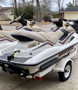 2001 Jet Skis