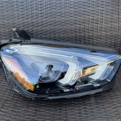 2020 2021 2022 2023 Mercedes-Benz GLE350 GLE450 Right Passenger Side LED Headlight OEM A1(contact info removed)05