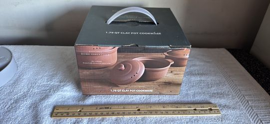 1.79 QT clay pot cookware