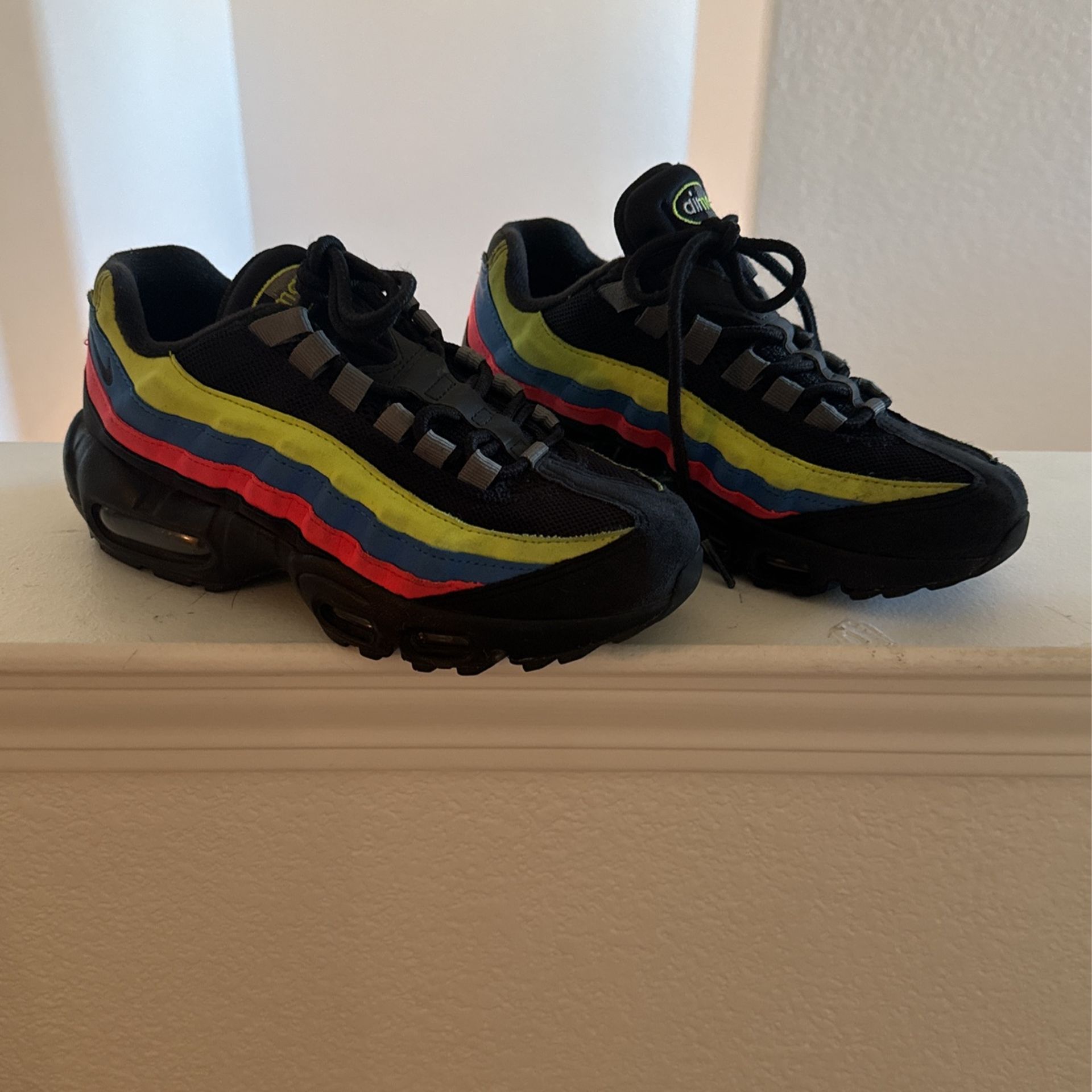 Nike Air Max 95 Size 4.5Y 