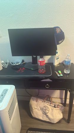 Table And Gaming Monitor