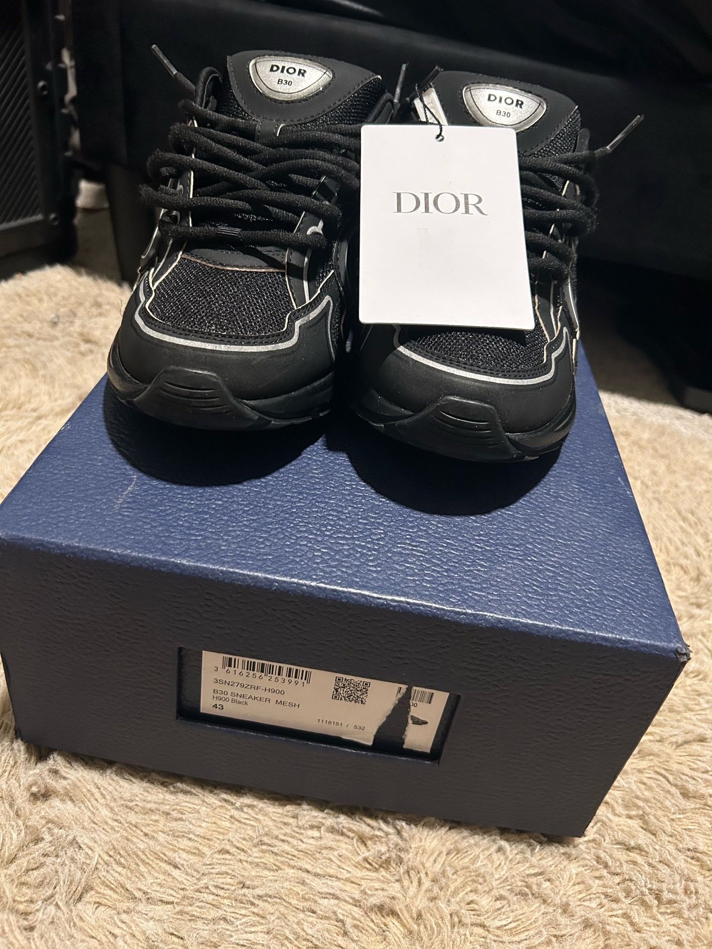 Dior b30