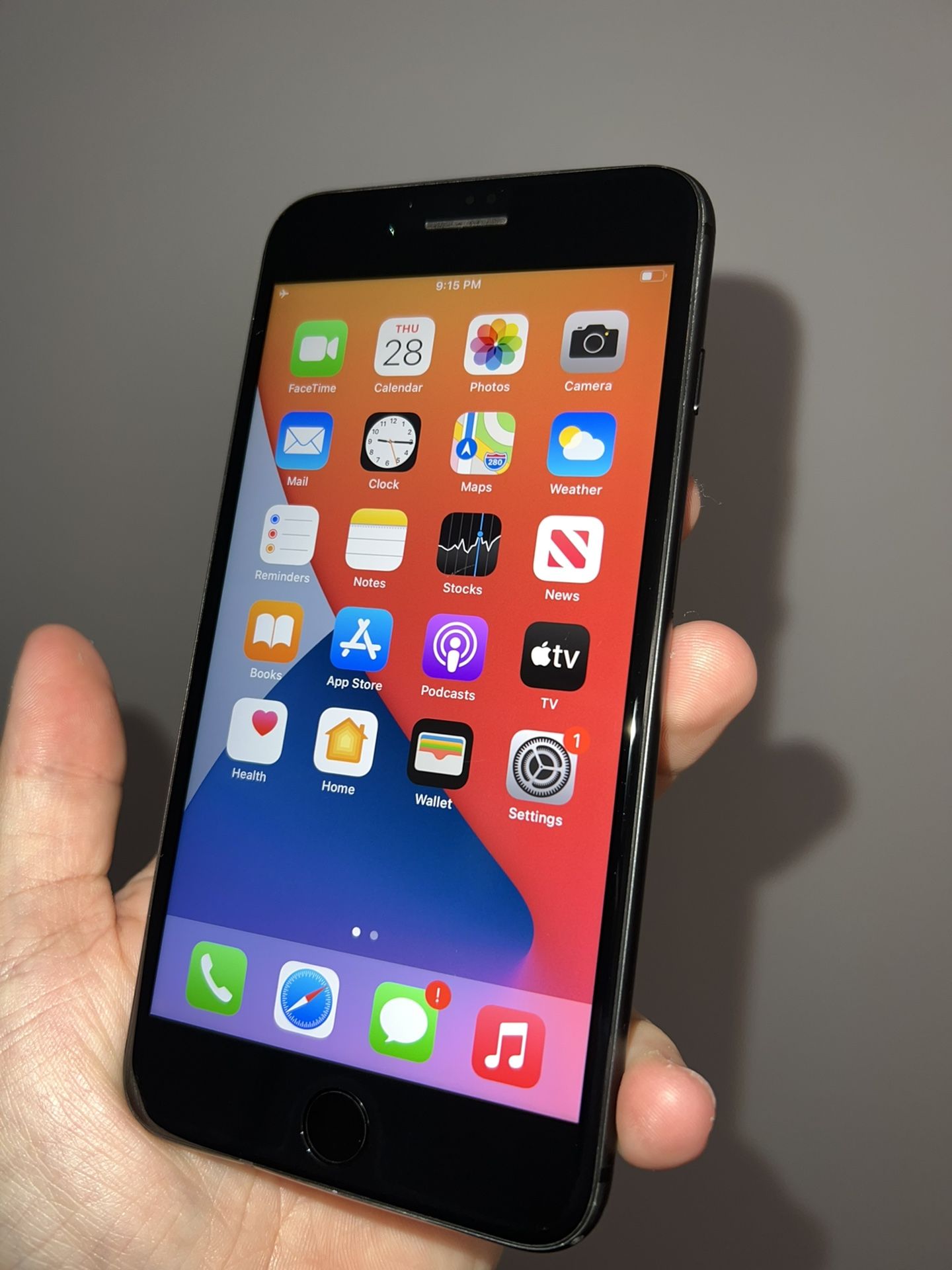 iPhone 8 Plus 64GB T-Mobile / Metro PCS 