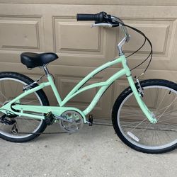 Electra 7 Speed Beach Cruiser c