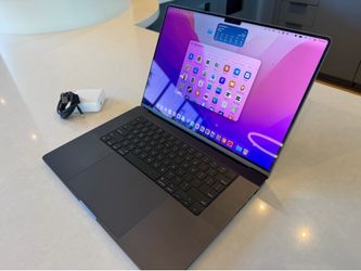 MacBook Pro 16" M4 Max — 16-Core CPU/40-Core GPU, 48GB RAM, 1TB SSD, Space Black