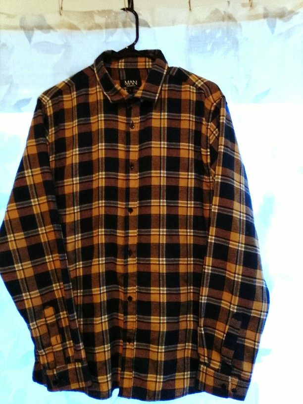 Men's Plaid Button-Up Flannel