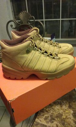K Swiss hiking boots size 8 1/2