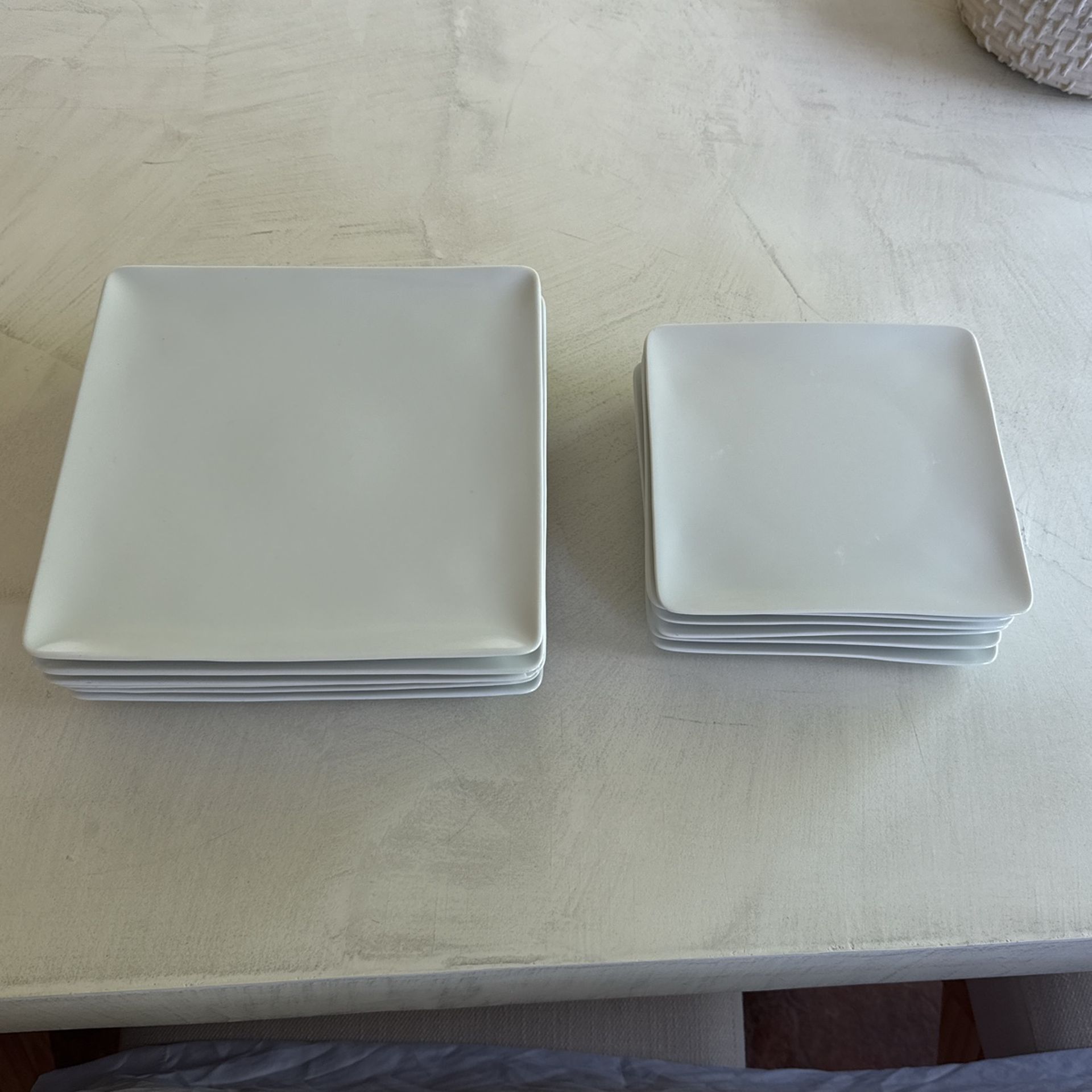 Create & Barel 6 Dinner / 6 Salad Plates