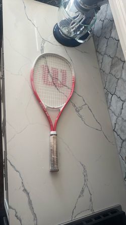 Tennis racket
