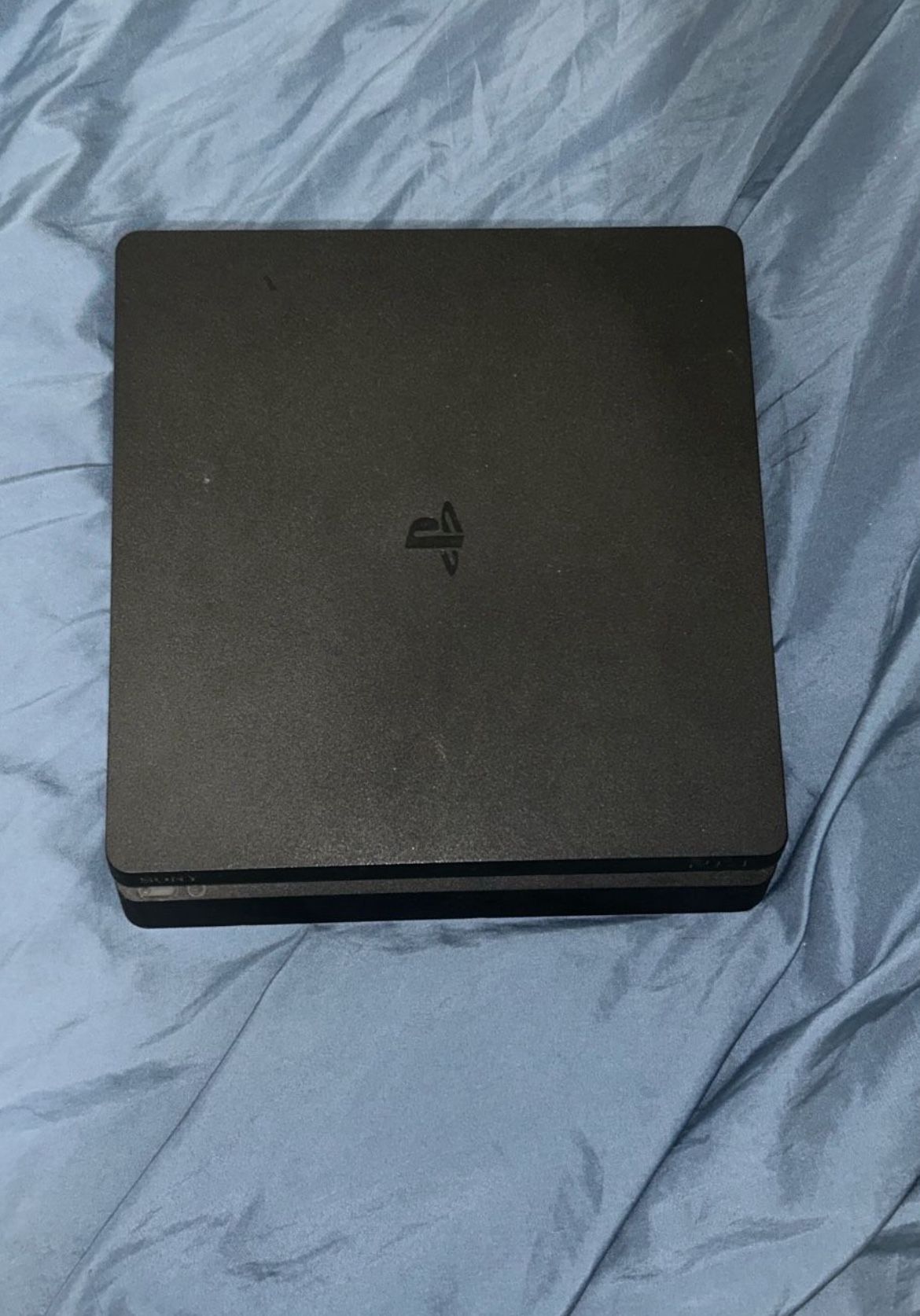 PS4 Slim