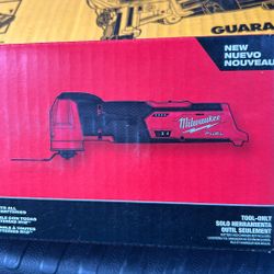 Milwaukee M12 Fuel Multi Tool Tool Only 
