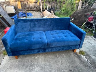 Blue Couch 71.5”x31.5” sofa in good condition with small flaws