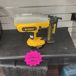 Dewalt Nail Gun 