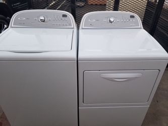 Washer and dryer good condition