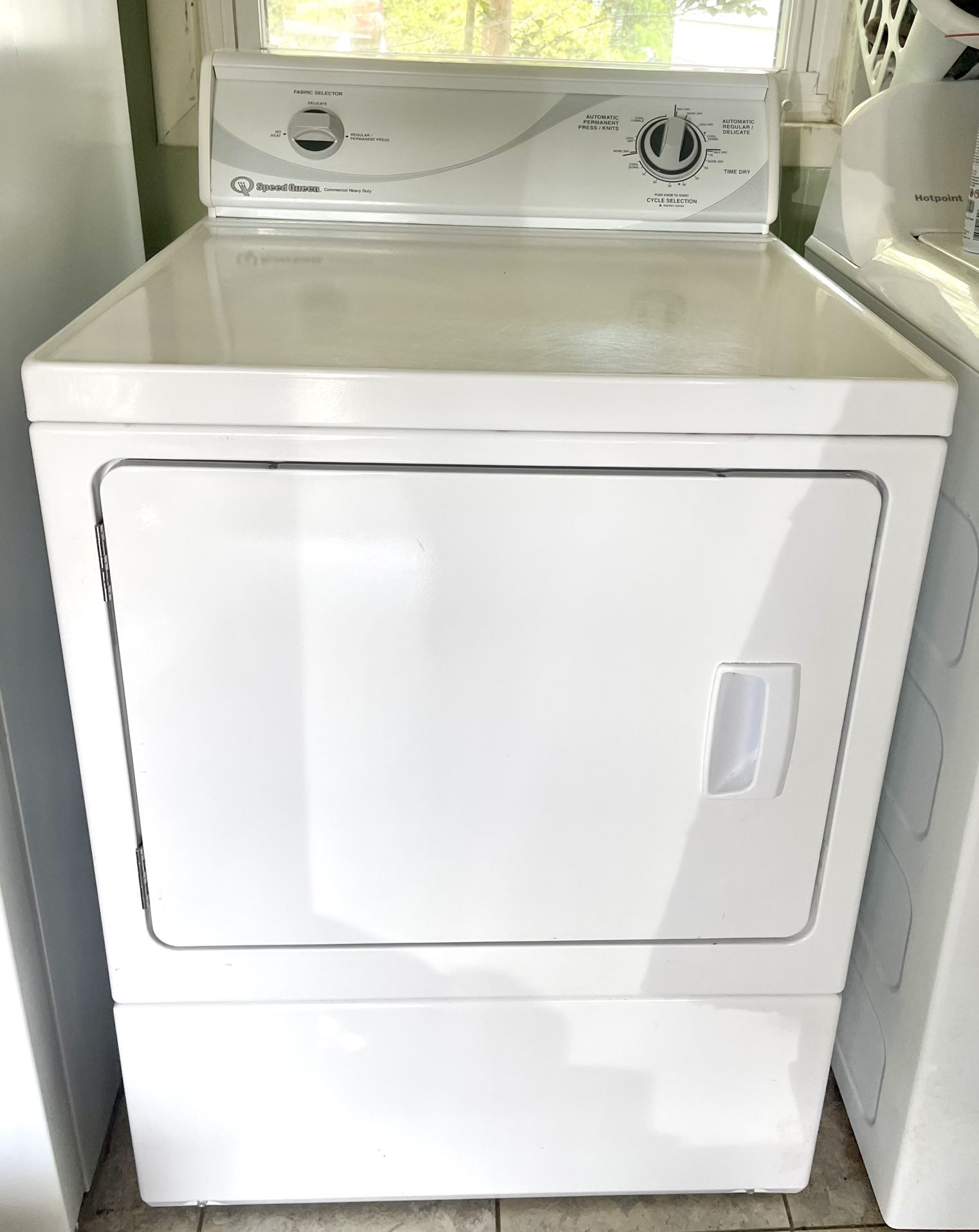 Commercial Electric Clothes Dryer