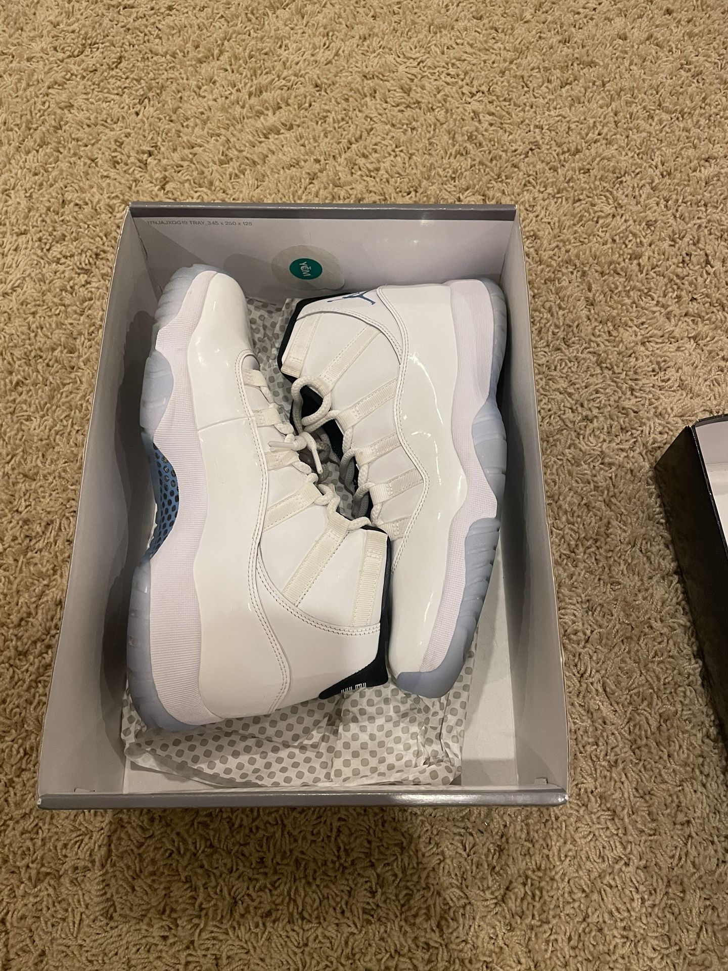 Jordan 11 Legend Blue 