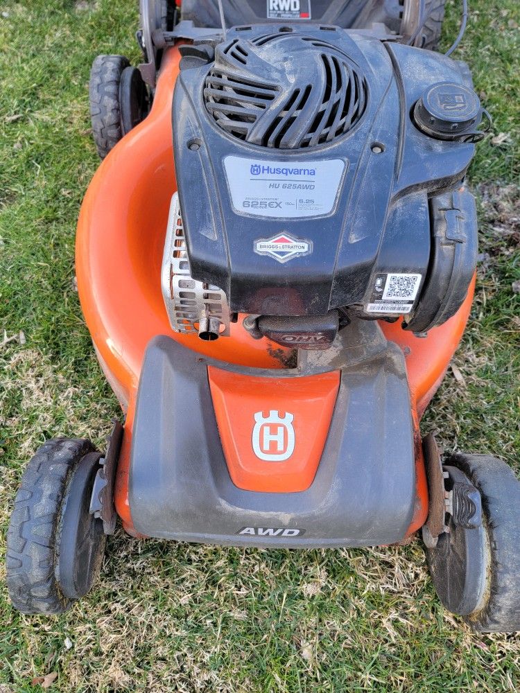 Husqvarna AWD mower 625ex