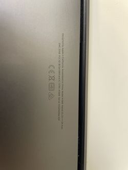 Apple Macbook Pro 13.3-inch 2.8Ghz Quad Core i7 (2019) MV982LL/A