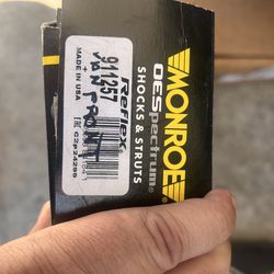 Monroe front  Chevy  2500  shocks