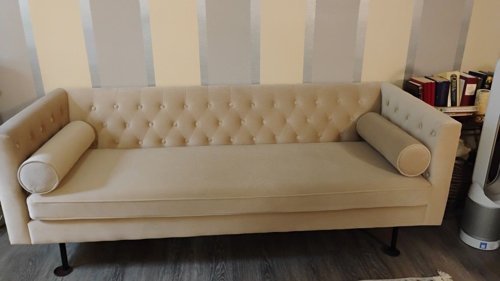 Couch Beige