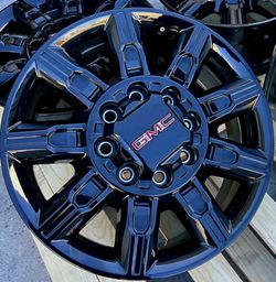 2026 GMC SIERRA 2500 AT4 RIMS OEM BRAND NEW.......(
8 LUG
)