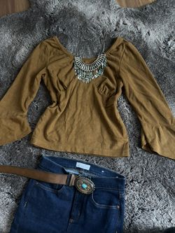 Top Western Size: S/M For 7$