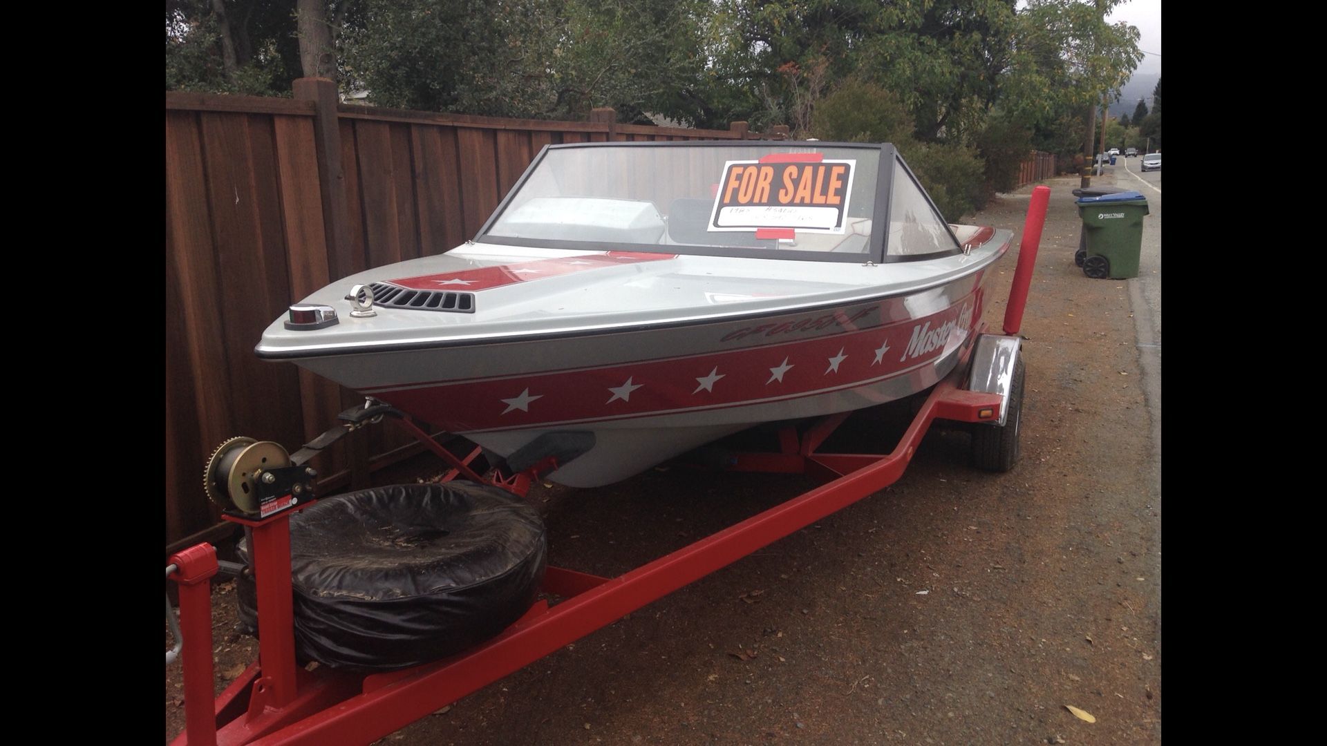 1985 MasterCraft Stars & Stripes 19 ft Competition Ski Boat inboard
