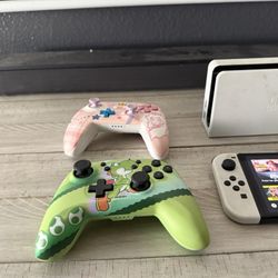Switch And 4 Controllers