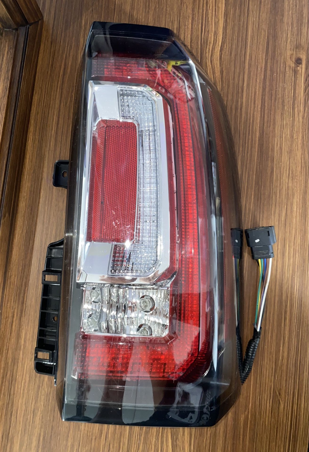 GMC Yukon 15-20 Right Tail Lamp Assembly – Complete Harness Plug & Play