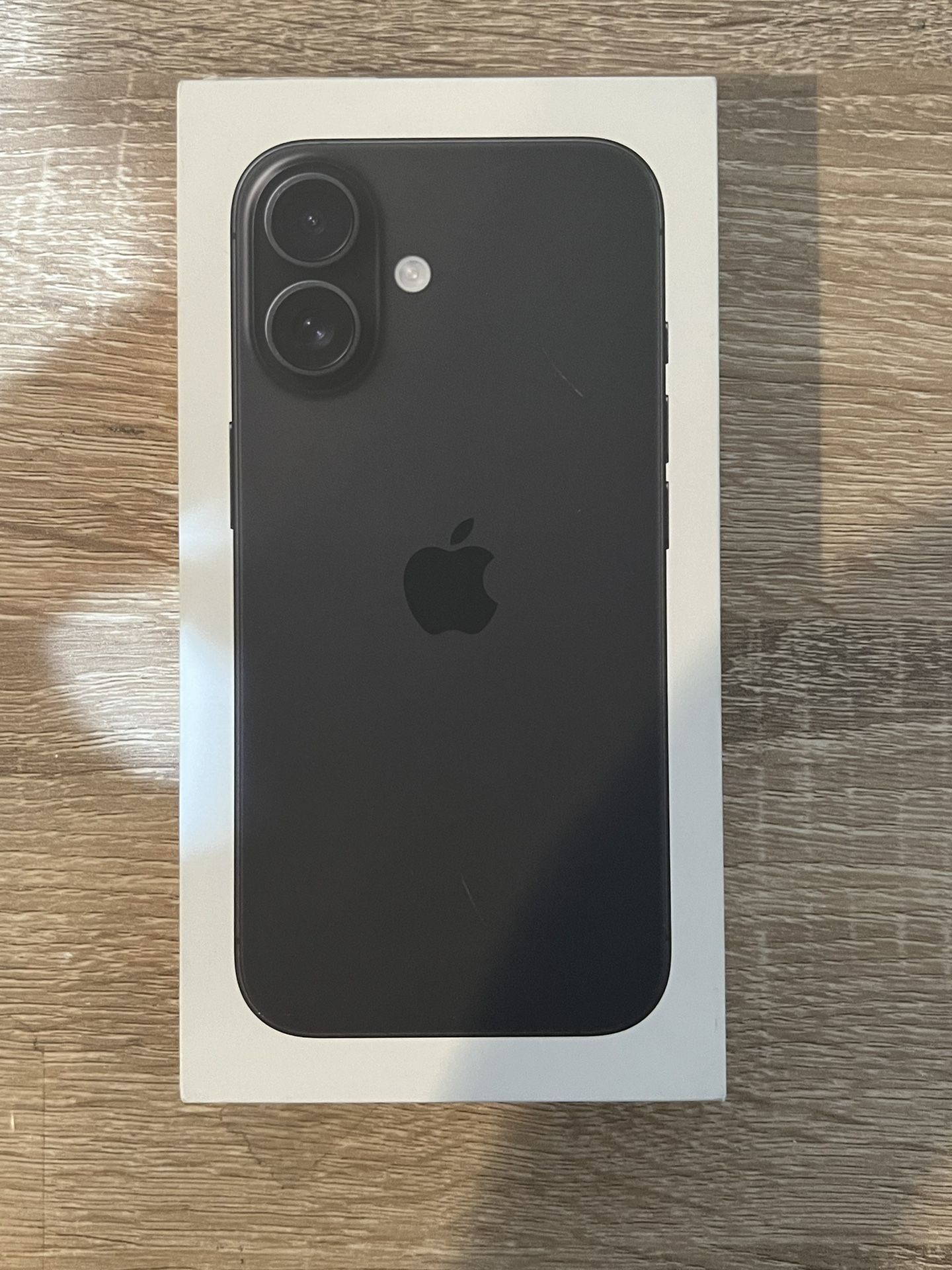 iPhone 16