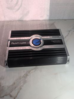 Planet Audio Car amp