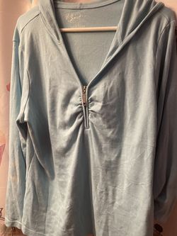 Sport Top/ Hoodie Size 14/16