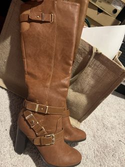 G By Guess Boots 